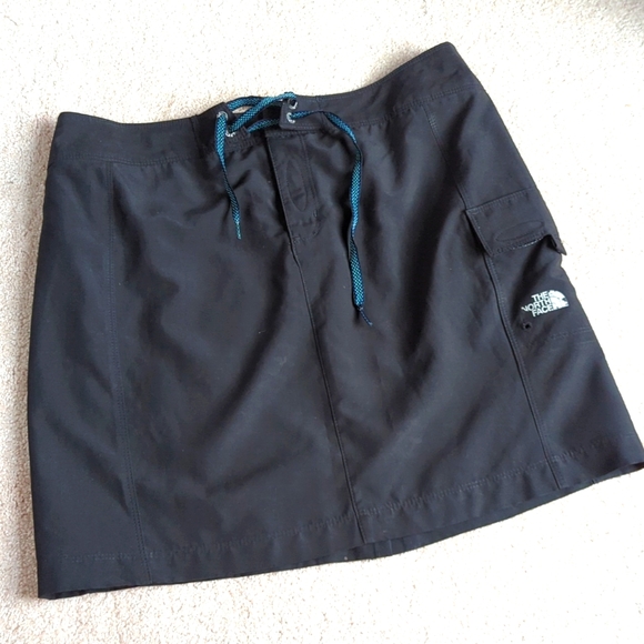 The north face black skirt size 6 sport - Picture 1 of 4